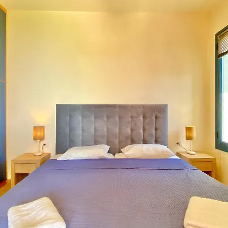 Vila Thalassaki With Private Pool By Dadovillas *