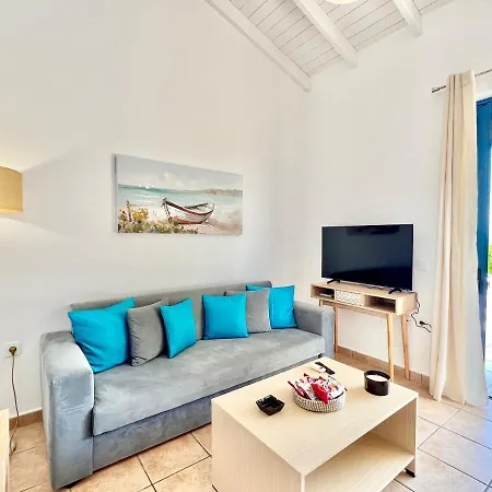 Thalassaki With Private Pool By Dadovillas Вилла *